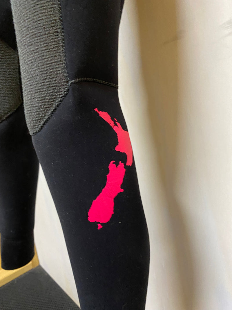 Clearance Women's MAX Ultra 3/3mm Chest Zip Glued Winter Wetsuit 12Short
