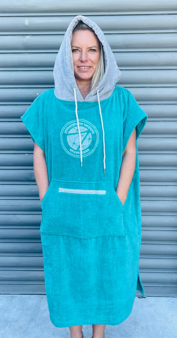 Seventhwave Adults Medium Poncho - Peacock with Grey Hood